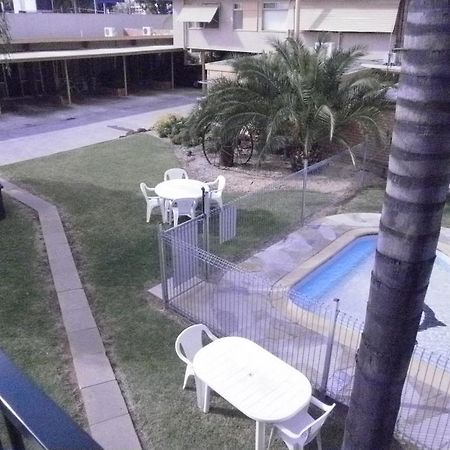 Karama Motor Inn Mildura Kültér fotó